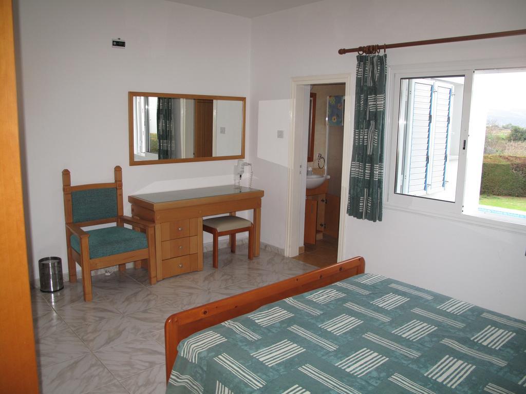Chriseleni Latchi Villas Polis Kültér fotó